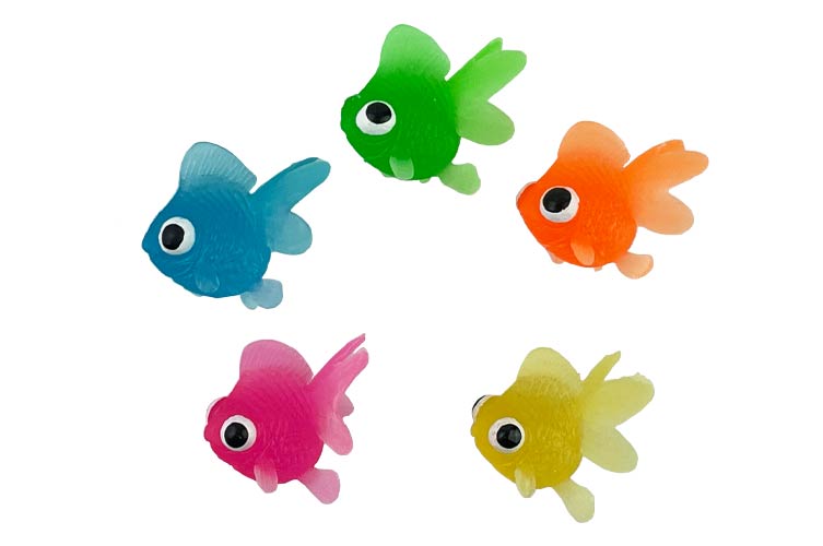 フローティング金魚(出目金)（4才）